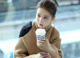 杨菲洋家庭背景,出身名门，才华横溢的影视新星