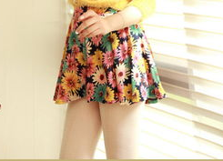 书匀短裙照片,书匀短裙写真，展现青春活力风采