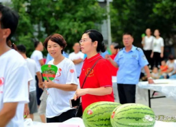 吃瓜现场是什么意思,网络热议背后的真相与反思
