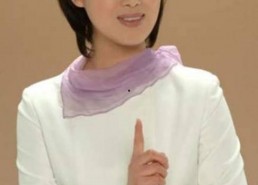 朝闻天下女主播郑丽